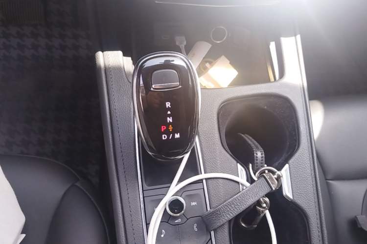 Used Cadillac XT4 2021 28T Two-Wheel Drive Leading Version Gear Lever