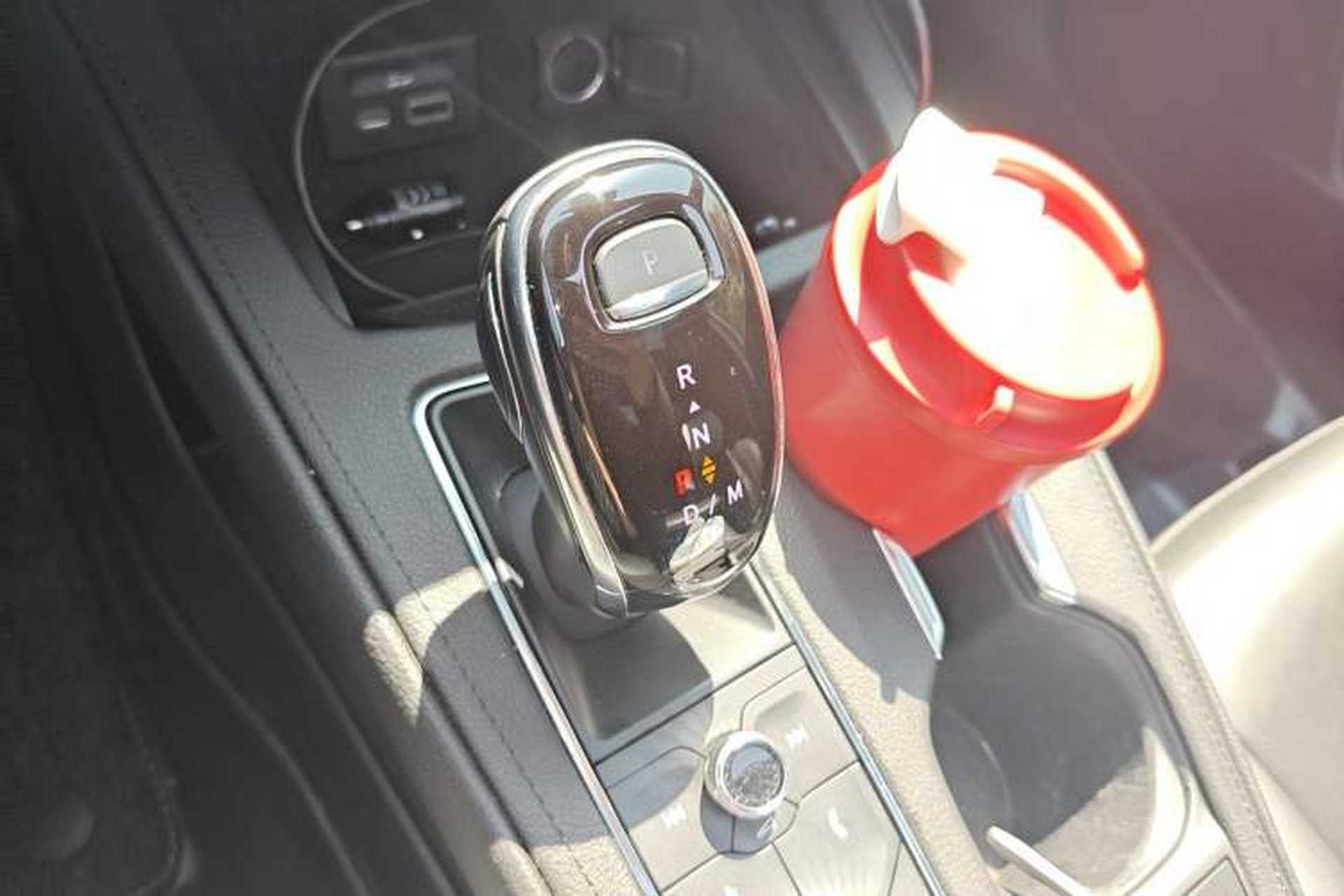 Used Cadillac XT4 2021 28T Two-Wheel Drive Leading Version Gear Lever