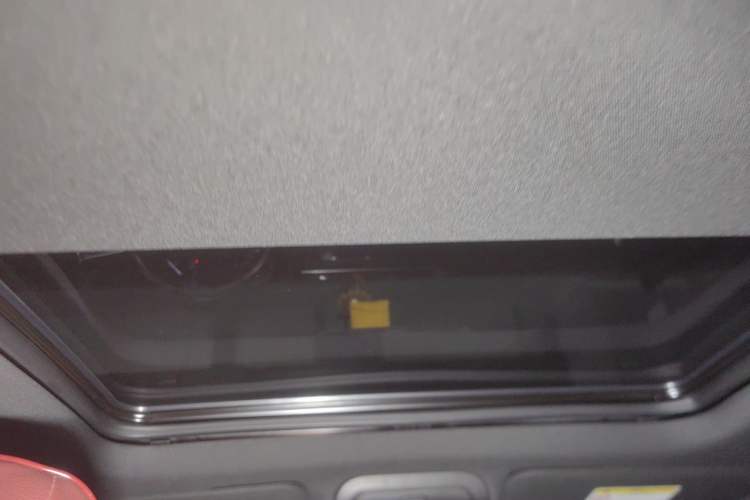 Used Cadillac XT4 2021 28T Two-Wheel Drive Leading Version Headliner