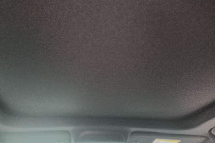 Used Cadillac XT4 2021 28T Two-Wheel Drive Luxury Version Headliner