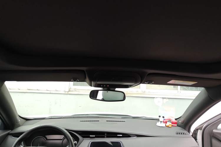 Used Cadillac XT4 2021 28T Two-Wheel Drive Leading Version Headliner