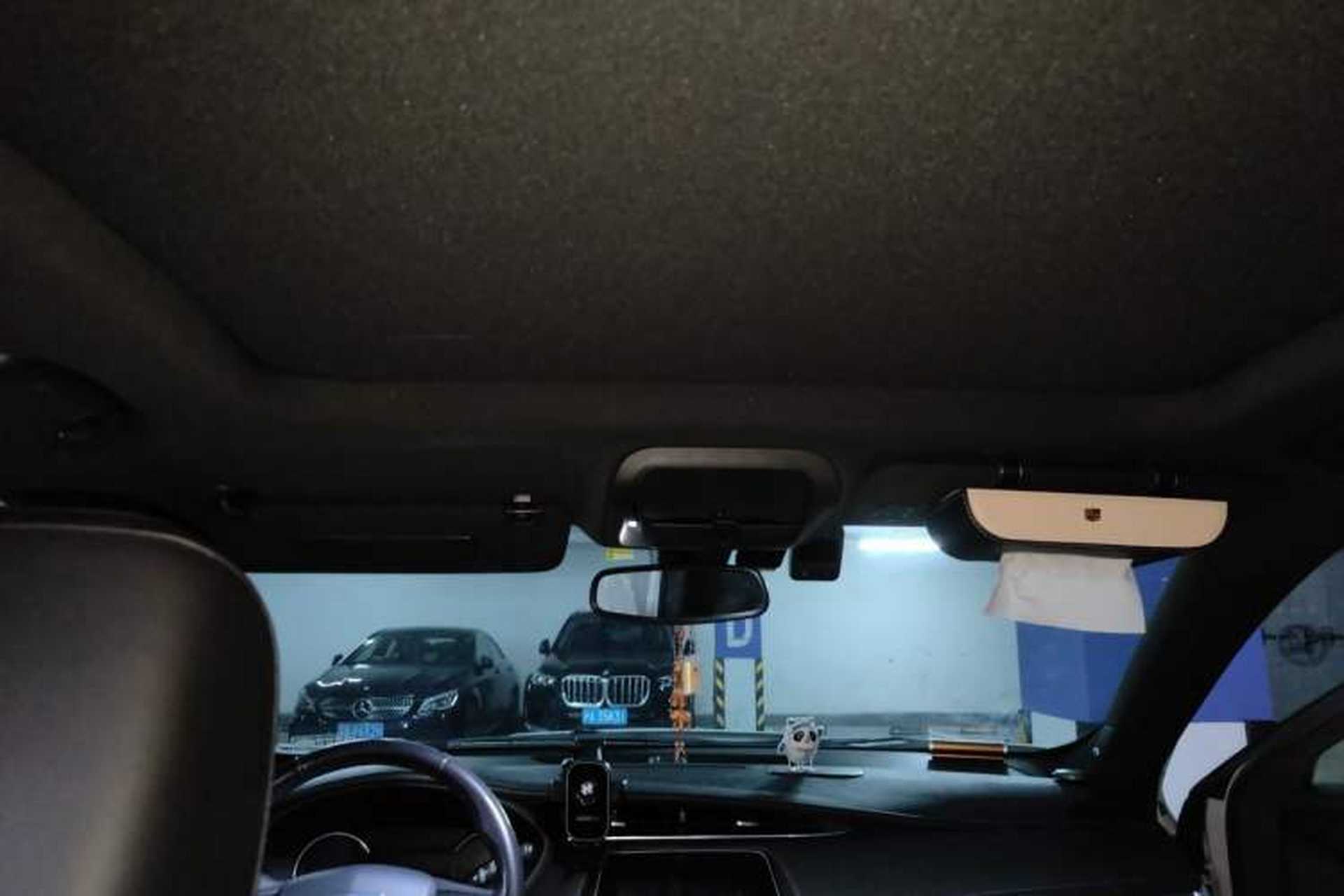 Used Cadillac XT4 2021 28T Two-Wheel Drive Leading Version Headliner