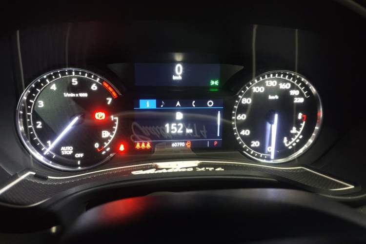 Used Cadillac XT4 2021 28T Two-Wheel Drive Leading Version Instrument Cluster