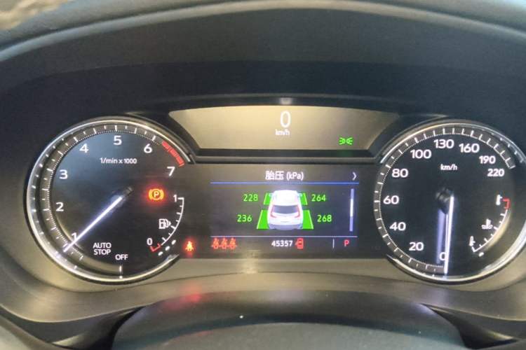 Used Cadillac XT4 2021 28T Two-Wheel Drive Tech Edition Instrument Cluster