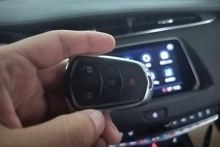 Used Cadillac XT4 2021 28T Two-Wheel Drive Leading Version Interior 1