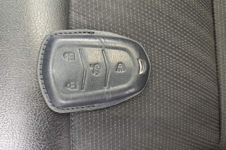 Used Cadillac XT4 2021 28T Two-Wheel Drive Tech Edition Interior 1