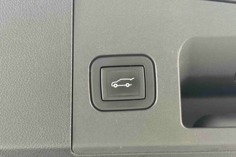 Used Cadillac XT4 2021 28T Two-Wheel Drive Leading Version Interior 1