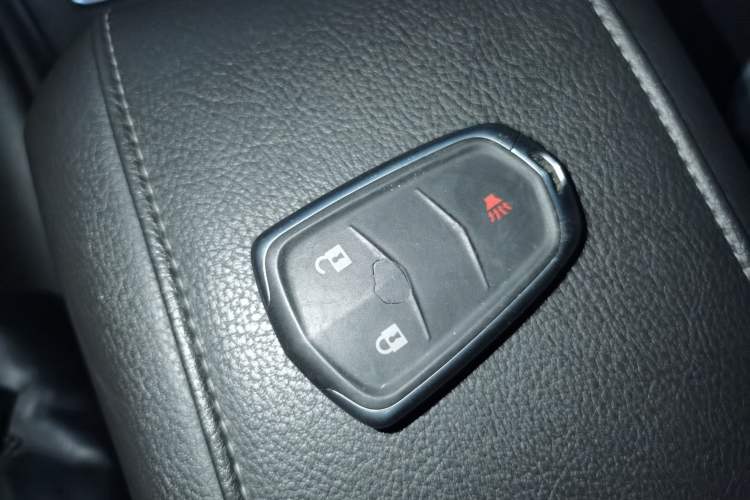 Used Cadillac XT4 2021 28T Two-Wheel Drive Tech Edition Interior 1