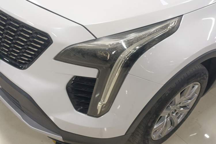Used Cadillac XT4 2021 28T Two-Wheel Drive Leading Version Left Front Headlight