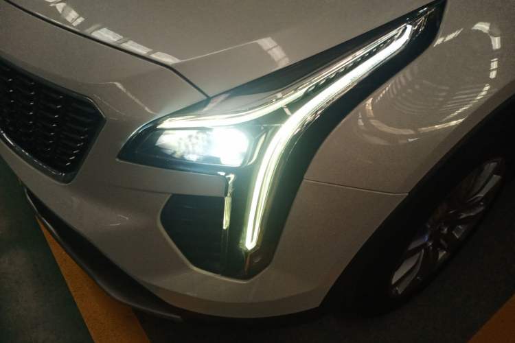 Used Cadillac XT4 2021 28T Two-Wheel Drive Luxury Version Left Front Headlight