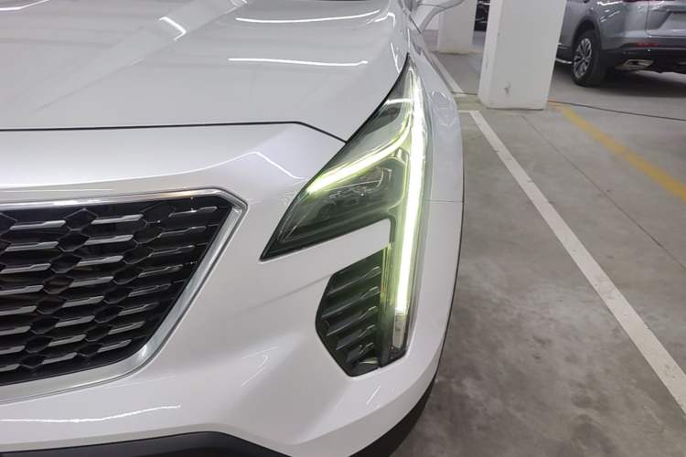 Used Cadillac XT4 2021 28T Two-Wheel Drive Leading Version Left Front Headlight