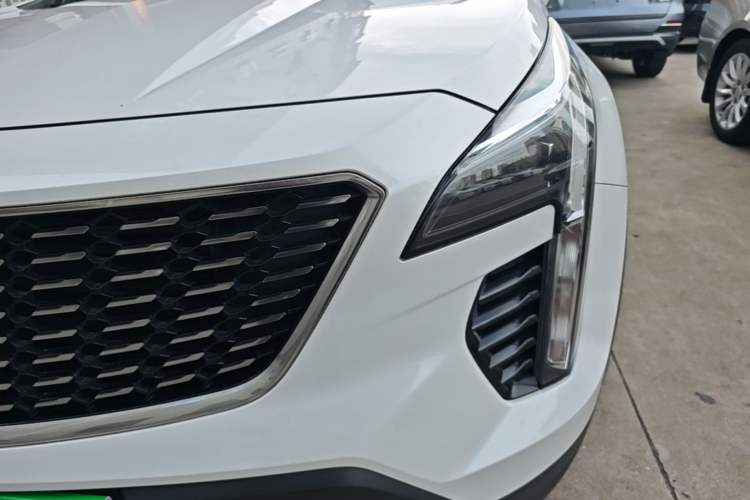 Used Cadillac XT4 2021 28T Two-Wheel Drive Tech Edition Left Front Headlight