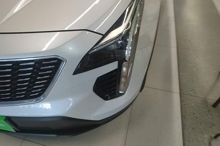Used Cadillac XT4 2021 28T Two-Wheel Drive Tech Edition Left Front Headlight