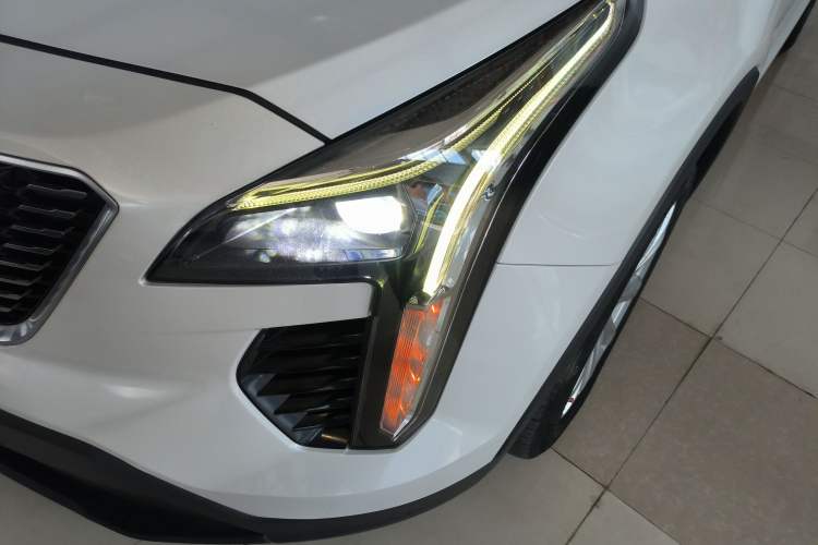 Used Cadillac XT4 2021 28T Two-Wheel Drive Tech Edition Left Front Headlight