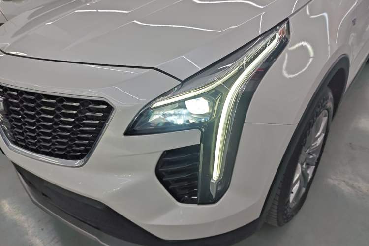 Used Cadillac XT4 2021 28T Two-Wheel Drive Leading Version Left Front Headlight