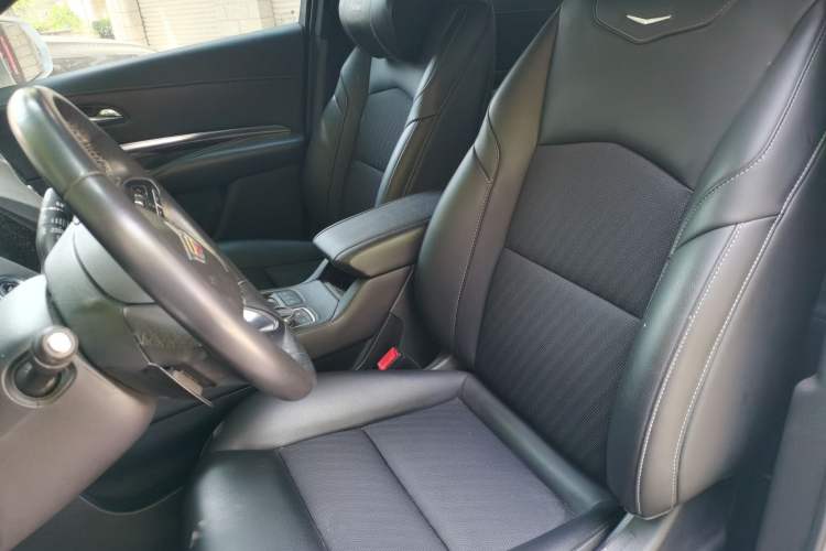 Used Cadillac XT4 2021 28T Two-Wheel Drive Tech Edition Left Front Seat