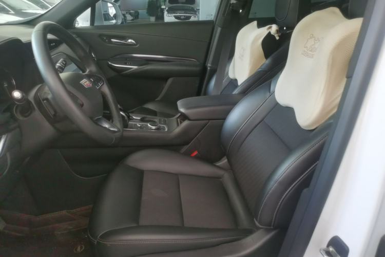 Used Cadillac XT4 2021 28T Two-Wheel Drive Tech Edition Left Front Seat