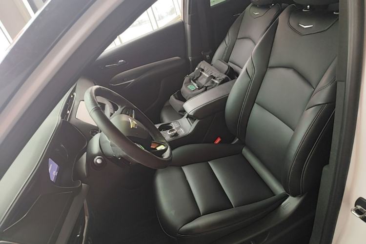 Used Cadillac XT4 2021 28T Two-Wheel Drive Leading Version Left Front Seat