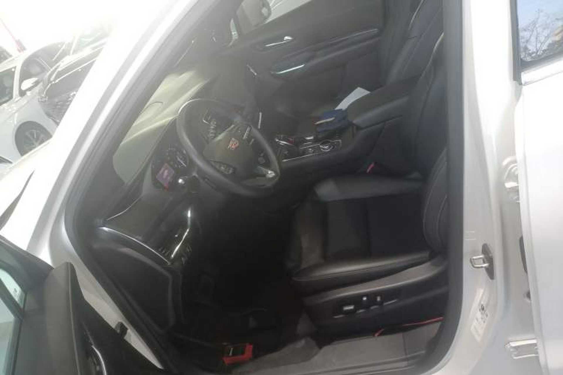 Used Cadillac XT4 2021 28T Two-Wheel Drive Tech Edition Left Front Seat