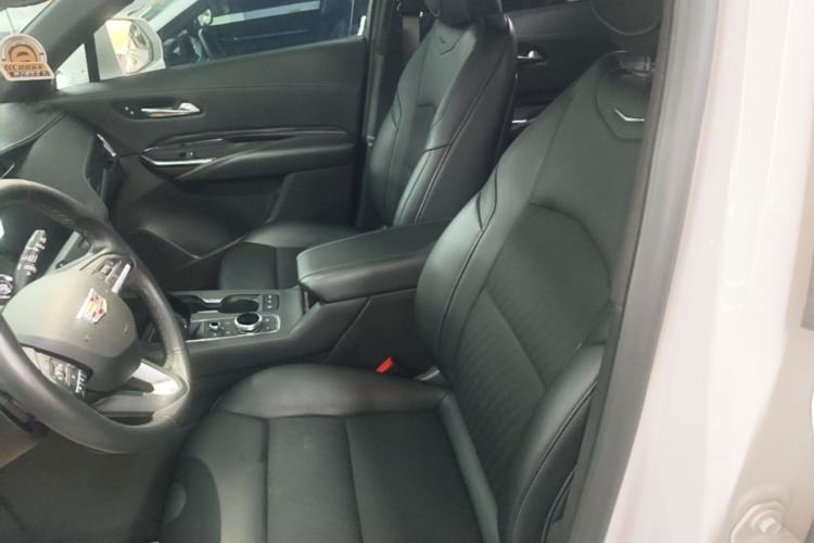Used Cadillac XT4 2021 28T Two-Wheel Drive Tech Edition Left Front Seat