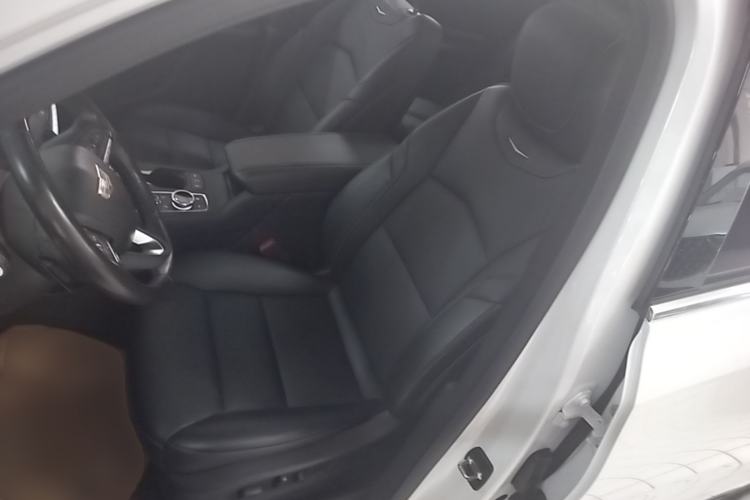 Used Cadillac XT4 2021 28T Two-Wheel Drive Leading Version Left Front Seat