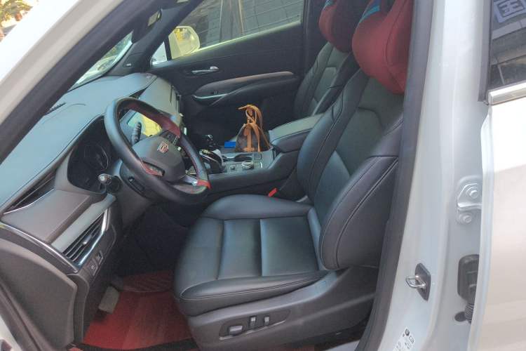 Used Cadillac XT4 2021 28T Two-Wheel Drive Leading Version Left Front Seat