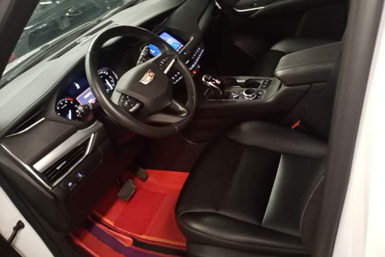 Used Cadillac XT4 2021 28T Two-Wheel Drive Luxury Version Left Front Seat