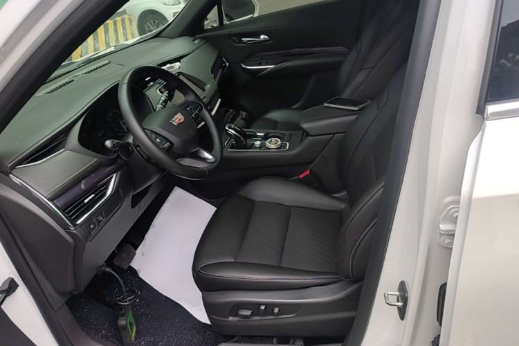 Used Cadillac XT4 2021 28T Two-Wheel Drive Tech Edition Left Front Seat
