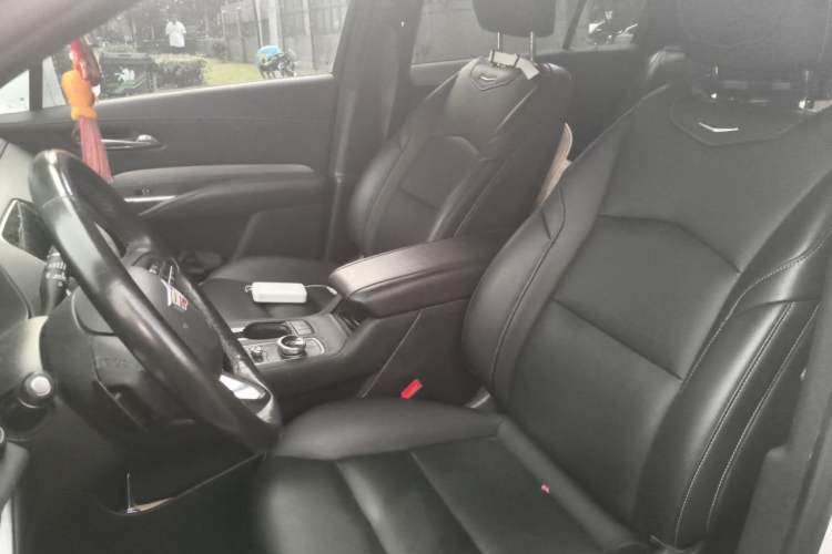 Used Cadillac XT4 2021 28T Two-Wheel Drive Leading Version Left Front Seat