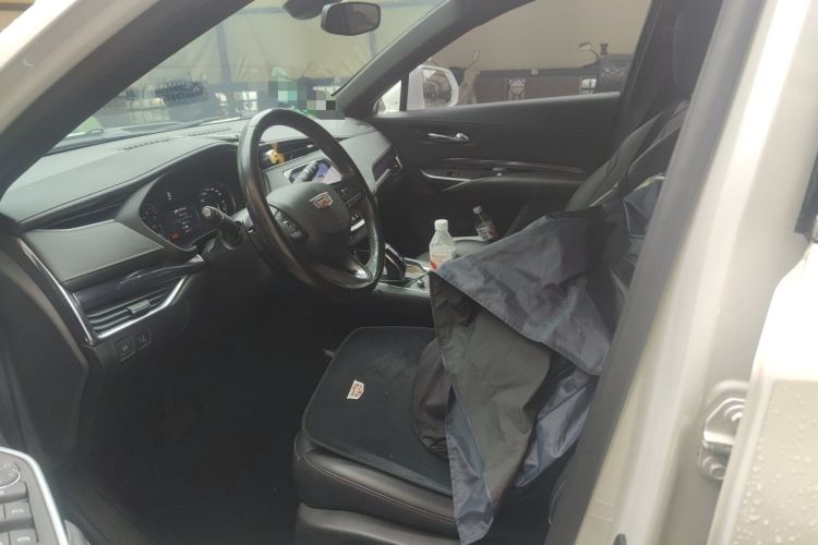 Used Cadillac XT4 2021 28T Two-Wheel Drive Tech Edition Left Front Seat
