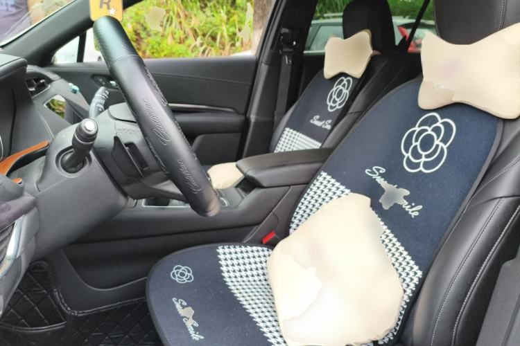 Used Cadillac XT4 2021 28T Two-Wheel Drive Tech Edition Left Front Seat