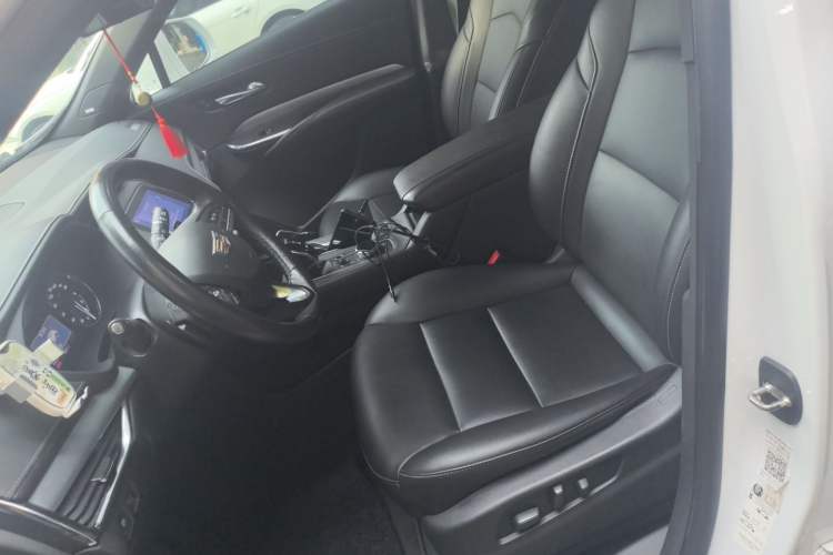 Used Cadillac XT4 2021 28T Two-Wheel Drive Luxury Version Left Front Seat