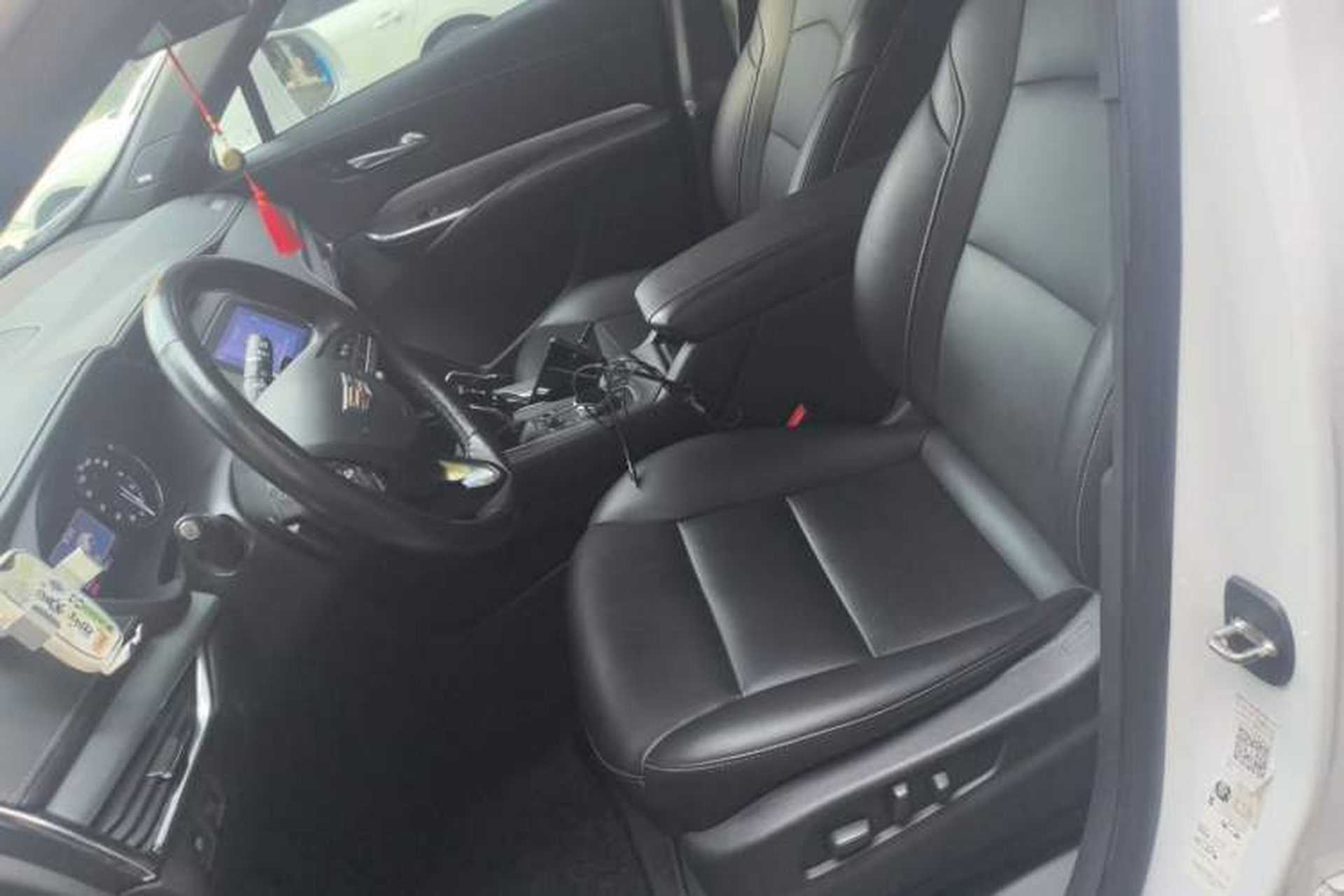 Used Cadillac XT4 2021 28T Two-Wheel Drive Luxury Version Left Front Seat