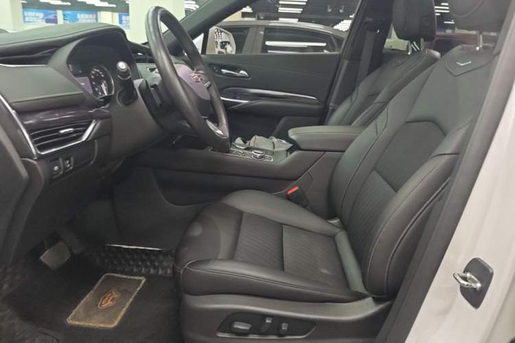 Used Cadillac XT4 2021 28T Two-Wheel Drive Tech Edition Left Front Seat