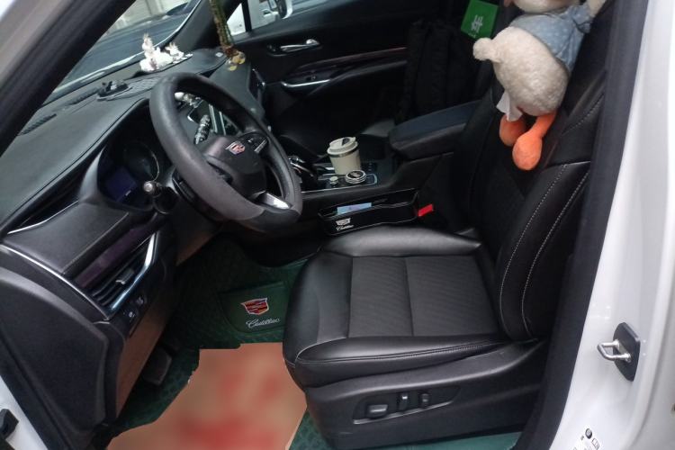 Used Cadillac XT4 2021 28T Two-Wheel Drive Tech Edition Left Front Seat