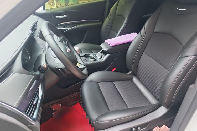 Used Cadillac XT4 2021 28T Two-Wheel Drive Tech Edition Left Front Seat