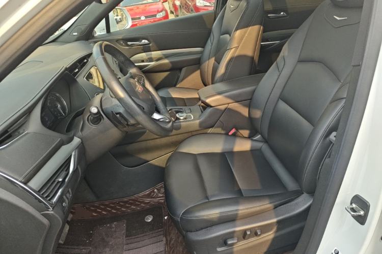 Used Cadillac XT4 2021 28T Two-Wheel Drive Leading Version Left Front Seat