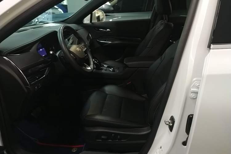 Used Cadillac XT4 2021 28T Two-Wheel Drive Tech Edition Left Front Seat