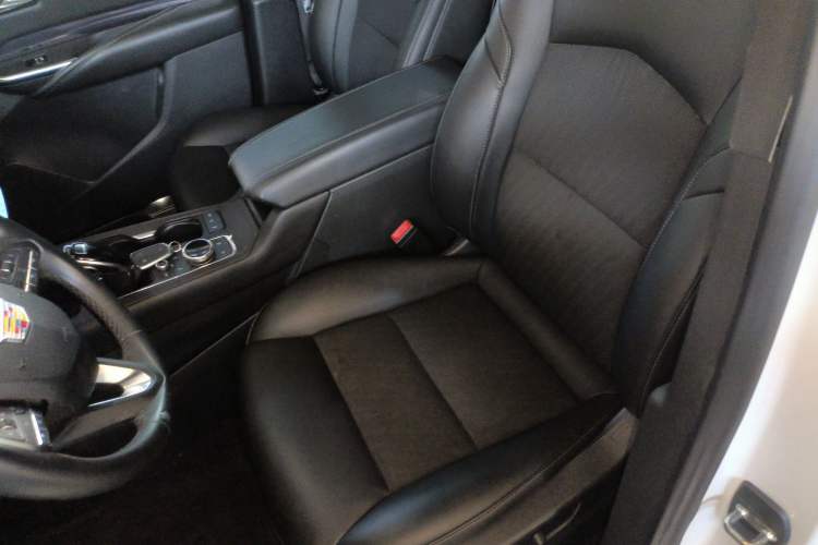 Used Cadillac XT4 2021 28T Two-Wheel Drive Tech Edition Left Front Seat