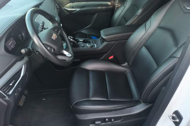 Used Cadillac XT4 2021 28T Two-Wheel Drive Leading Version Left Front Seat