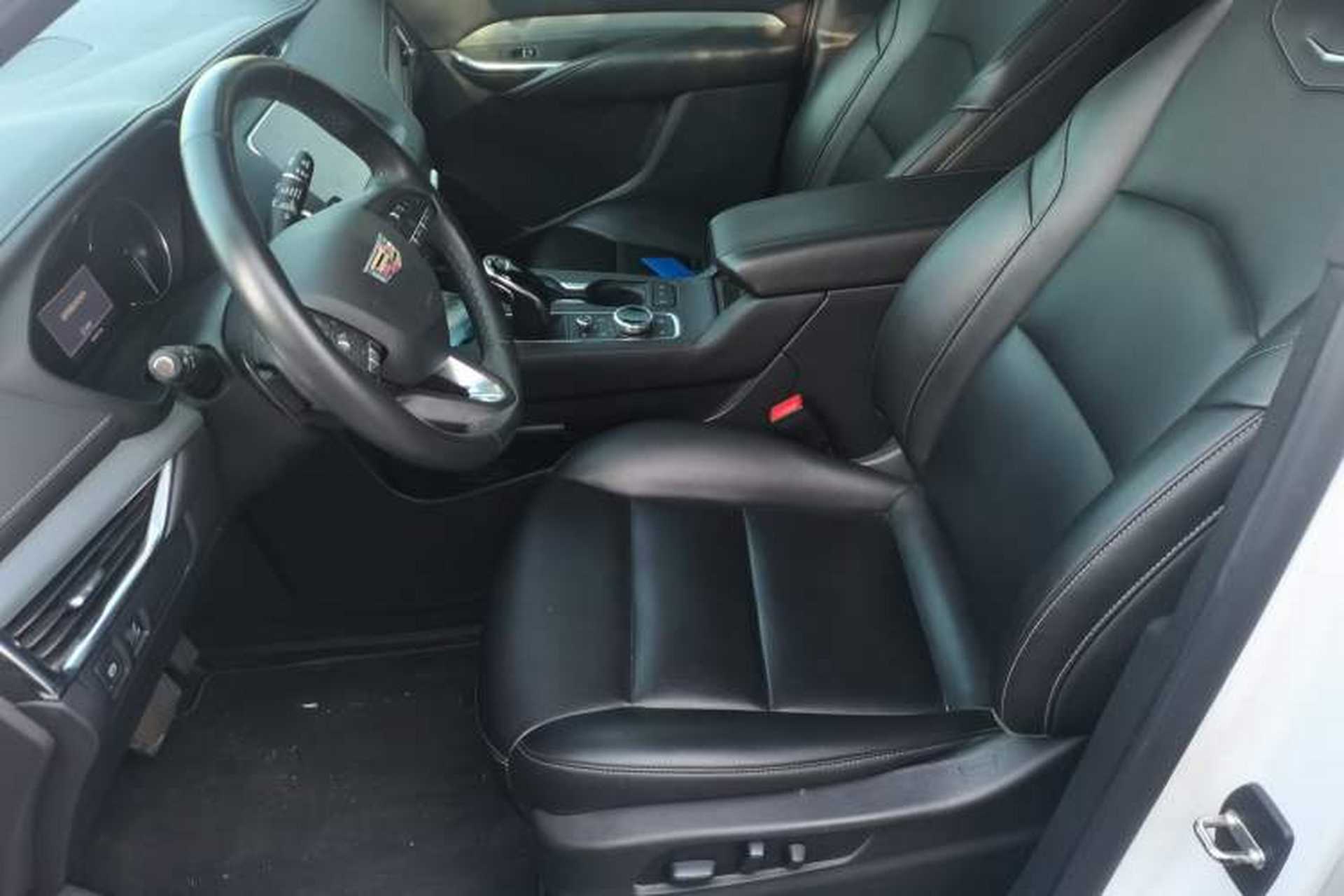 Used Cadillac XT4 2021 28T Two-Wheel Drive Leading Version Left Front Seat
