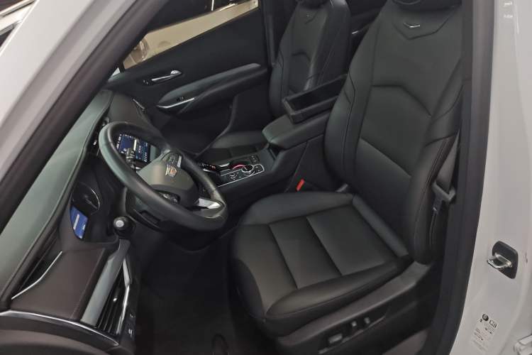 Used Cadillac XT4 2021 28T Two-Wheel Drive Leading Version Left Front Seat