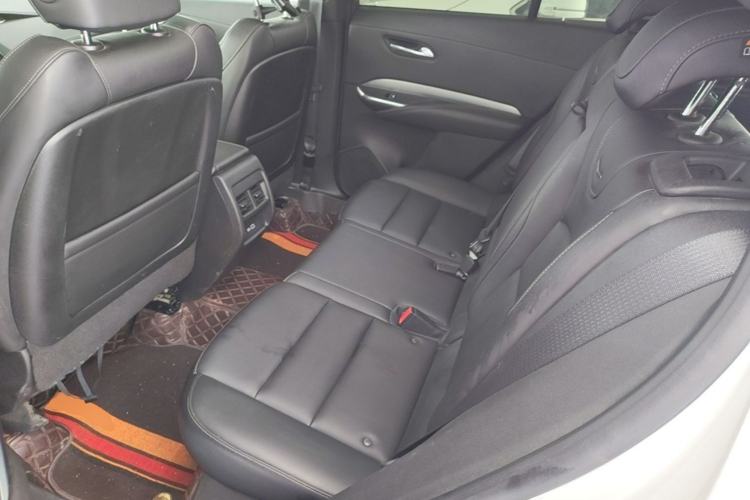 Used Cadillac XT4 2021 28T Two-Wheel Drive Luxury Version Left Rear Seat