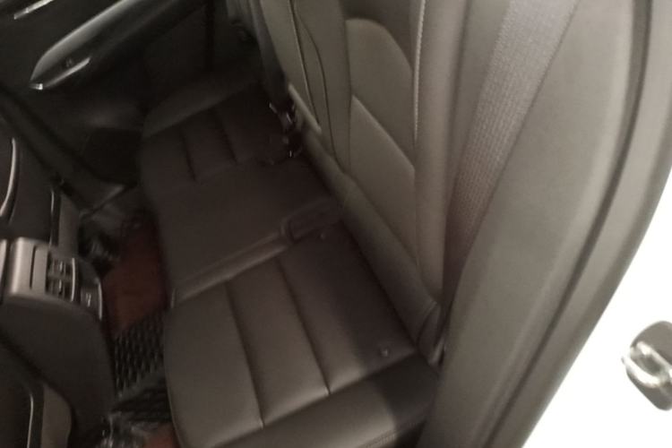 Used Cadillac XT4 2021 28T Two-Wheel Drive Luxury Version Left Rear Seat