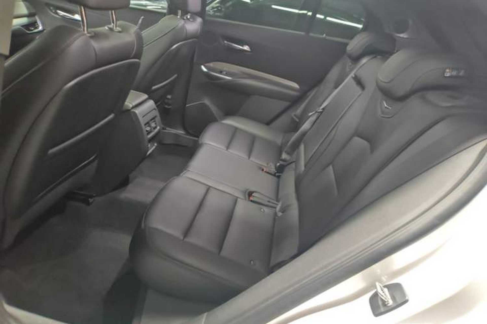 Used Cadillac XT4 2021 28T Two-Wheel Drive Leading Version Left Rear Seat