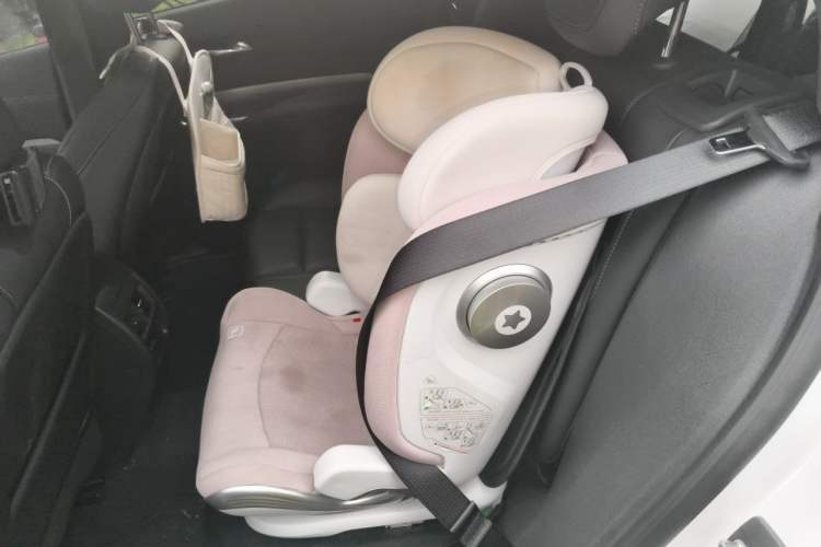 Used Cadillac XT4 2021 28T Two-Wheel Drive Leading Version Left Rear Seat