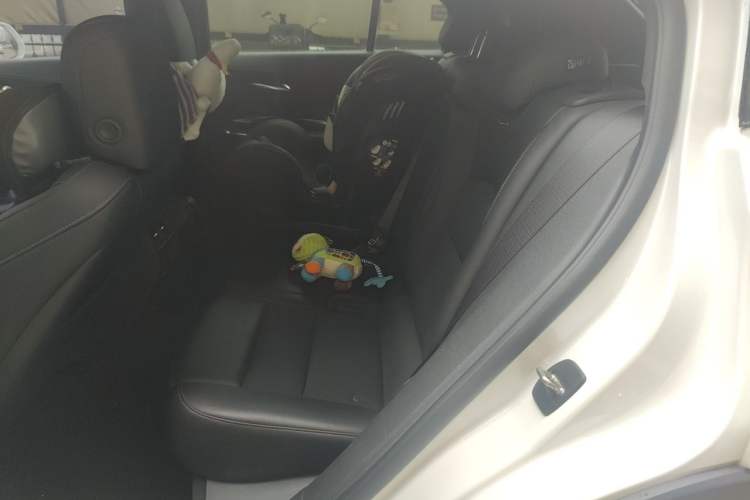 Used Cadillac XT4 2021 28T Two-Wheel Drive Tech Edition Left Rear Seat
