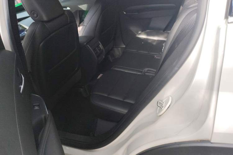 Used Cadillac XT4 2021 28T Two-Wheel Drive Luxury Version Left Rear Seat