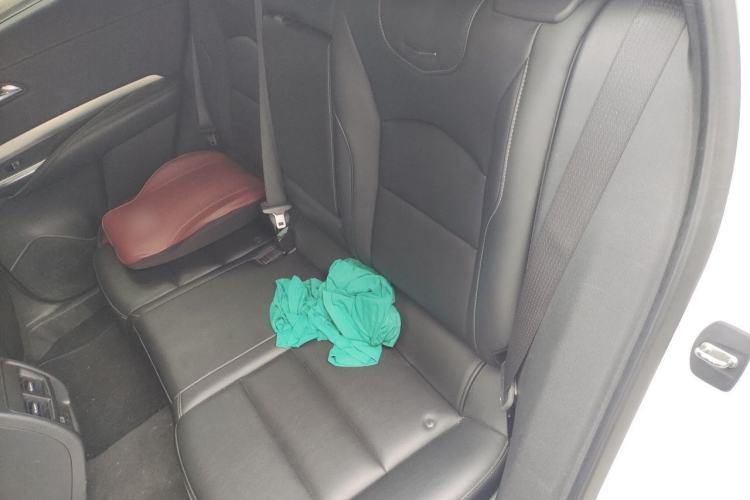 Used Cadillac XT4 2021 28T Two-Wheel Drive Leading Version Left Rear Seat