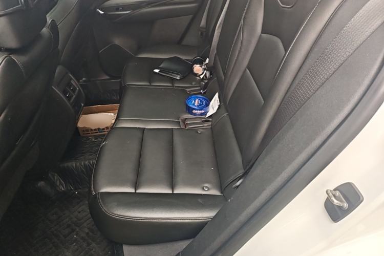 Used Cadillac XT4 2021 28T Two-Wheel Drive Leading Version Left Rear Seat